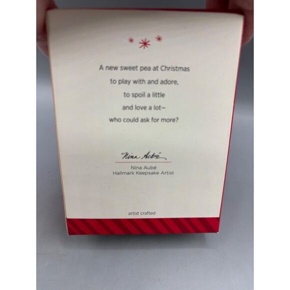 Hallmark Keepsake 2014 "New Parents" Ornament And Baby Makes Three Peas in a Pod - Picture 3 of 3